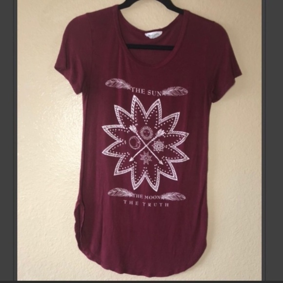 Moonchild Moon Stars Zodiac Vibe Graphic Tee - Picture 2 of 7